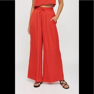 Dynamite| Flowy White Pants